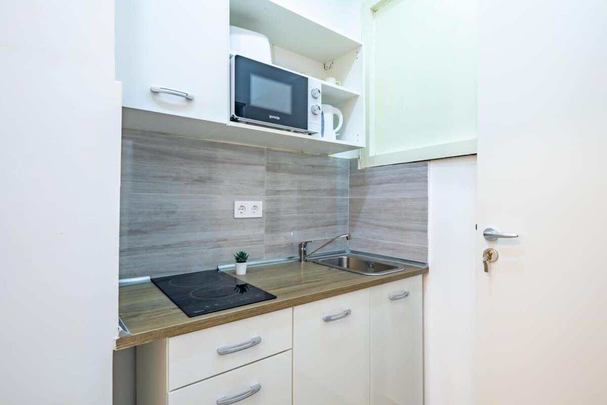 Mini Ultra Central Studio Budapeşte Dış mekan fotoğraf
