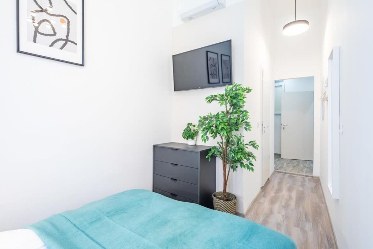Mini Ultra Central Studio Budapeşte Dış mekan fotoğraf